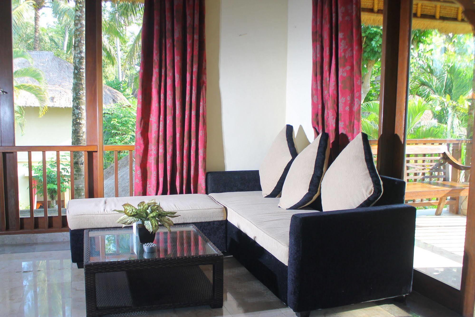 Gayatri Ubud Exterior photo