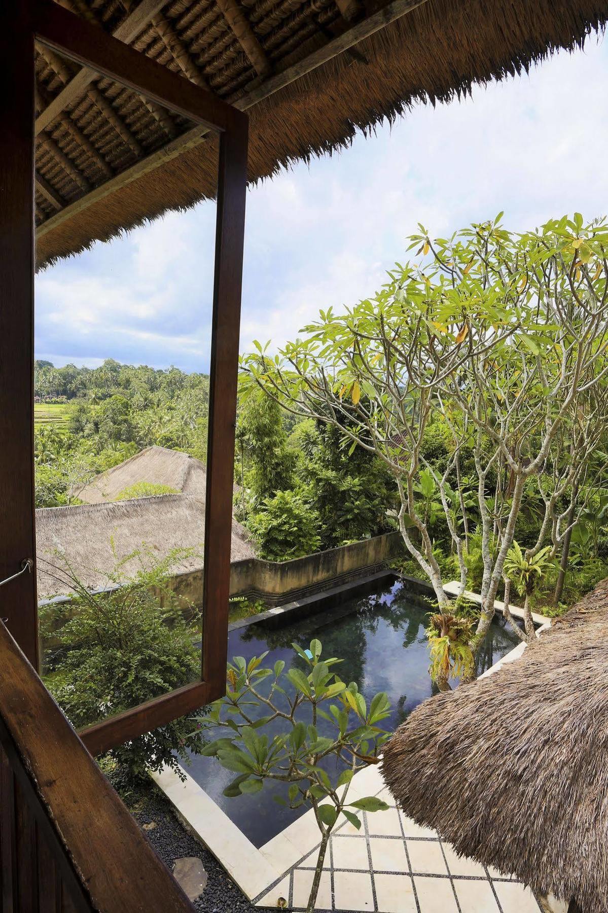 Gayatri Ubud Exterior photo